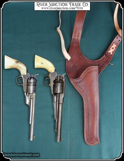 7.5 and 8 in Texas Shoulder Holster - Image 3 of 9