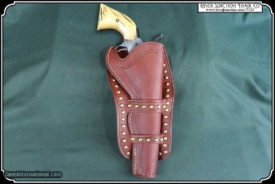 Studded Cheyenne Holster for 7.5 in Barrel RJT# 7024 - Image 4 of 9
