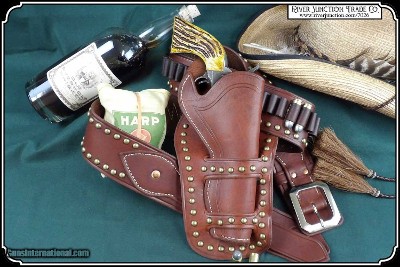 Cheyenne Cross Draw Spotted Holster 4.75 - 5.5 in Barrel - Image 2 of 9