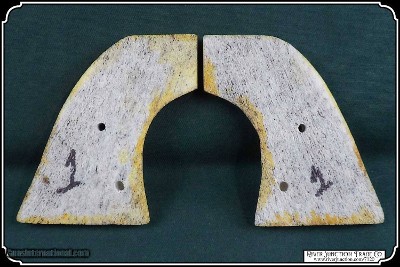 Smooth Elk Grips for 1st Gen Colt SAA Two Piece RJT# 7120 - Image 7 of 8