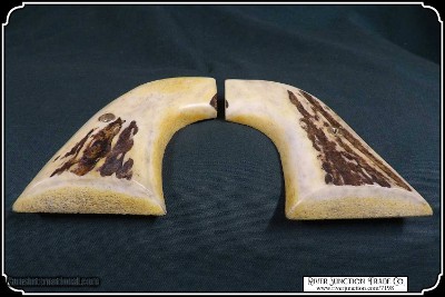 Light Antiqued Elk Horn Grips with Bark for Ruger New Vaquero RJT# 7198 - Image 5 of 7