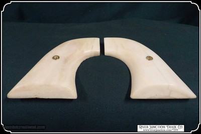 M1873 Smooth Bone Grips for 2nd and 3rd Gen RJT# 7209 - Image 6 of 8