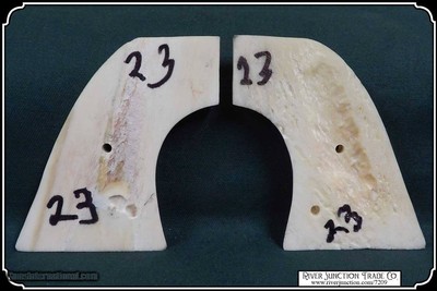 M1873 Smooth Bone Grips for 2nd and 3rd Gen RJT# 7209 - Image 7 of 8