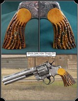 Jigged Elk Grips for the Colt Python RJT# 7266