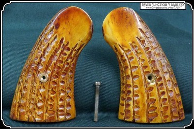 Colt Python Heavy Antiqued Hash Mark Elk Grips - Image 5 of 8