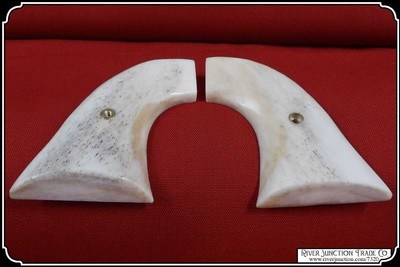 Cimarron 1873 Cattleman Smooth Bone Grips - Image 4 of 6