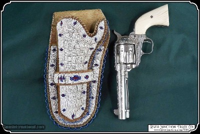 Hand Made Leather Holster with Traditional Beading - Image 4 of 9