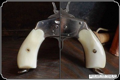 Merwin Hulbert Smooth Bone Grips - Image 4 of 9