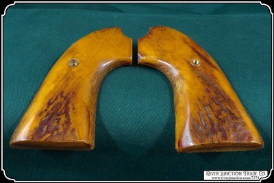 Elk Grips for the Ruger New Model Super Blackhawk Bisley RJT# 7374 - Image 7 of 9