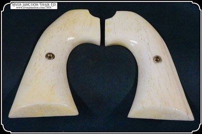Colt Bisley Smooth Bone 2 Piece Grips Run Narrow - Image 5 of 8