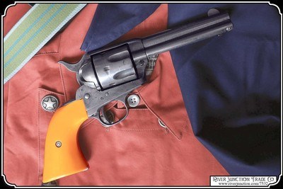 John Wayne Style, 1920s - 40s Original Catalin Yellow Grips - Image 2 of 9