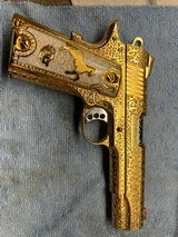 Colt 1911 gold cup - 5 of 5
