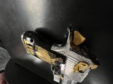 Magnum - 10 of 19