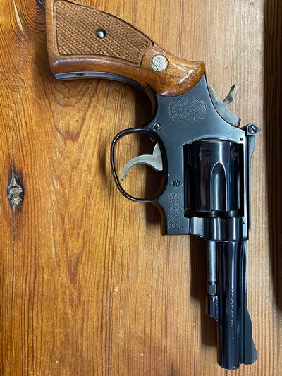 Smith & Wesson K22 Masterpiece Model 48-4 - Image 5 of 8