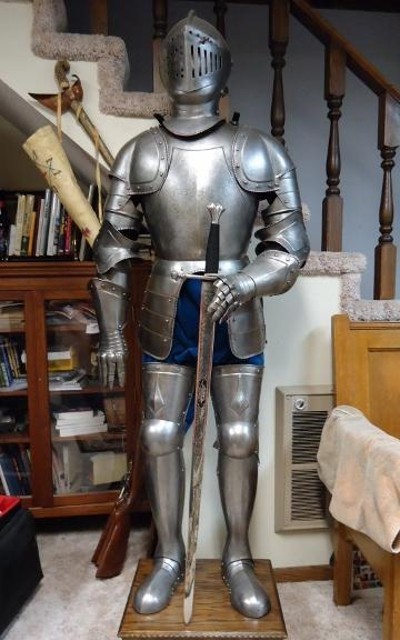 VICTORIAN ERA SUIT OF ARMOR