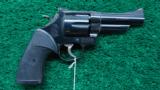  SMITH & WESSON MODEL 57 - 1 of 11