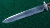 LARGE EARLY UNMARKED AMERICAN BOWIE KNIFE - 7 of 8