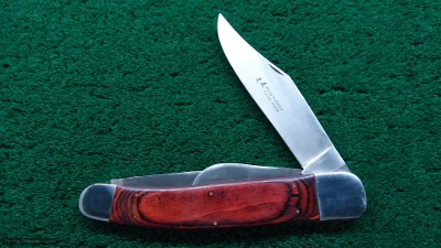 HUGE THREE BLADE FOLDING JACK KNIFE