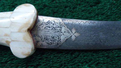 INDO PERSIAN MUGHAL DAGGER WITH HORSE HEAD HANDLE - Image 9 of 11