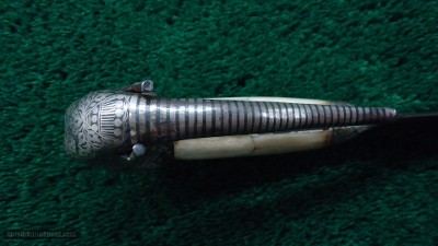 METAL ELEPHANT HEAD AND BONE HANDLE INDO PERSIAN MOGHAL DAGGER - Image 8 of 12