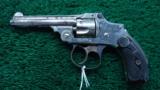 SMITH & WESSON .32 SAFETY HAMMERLESS SECOND MODEL REVOLVER - 2 of 10