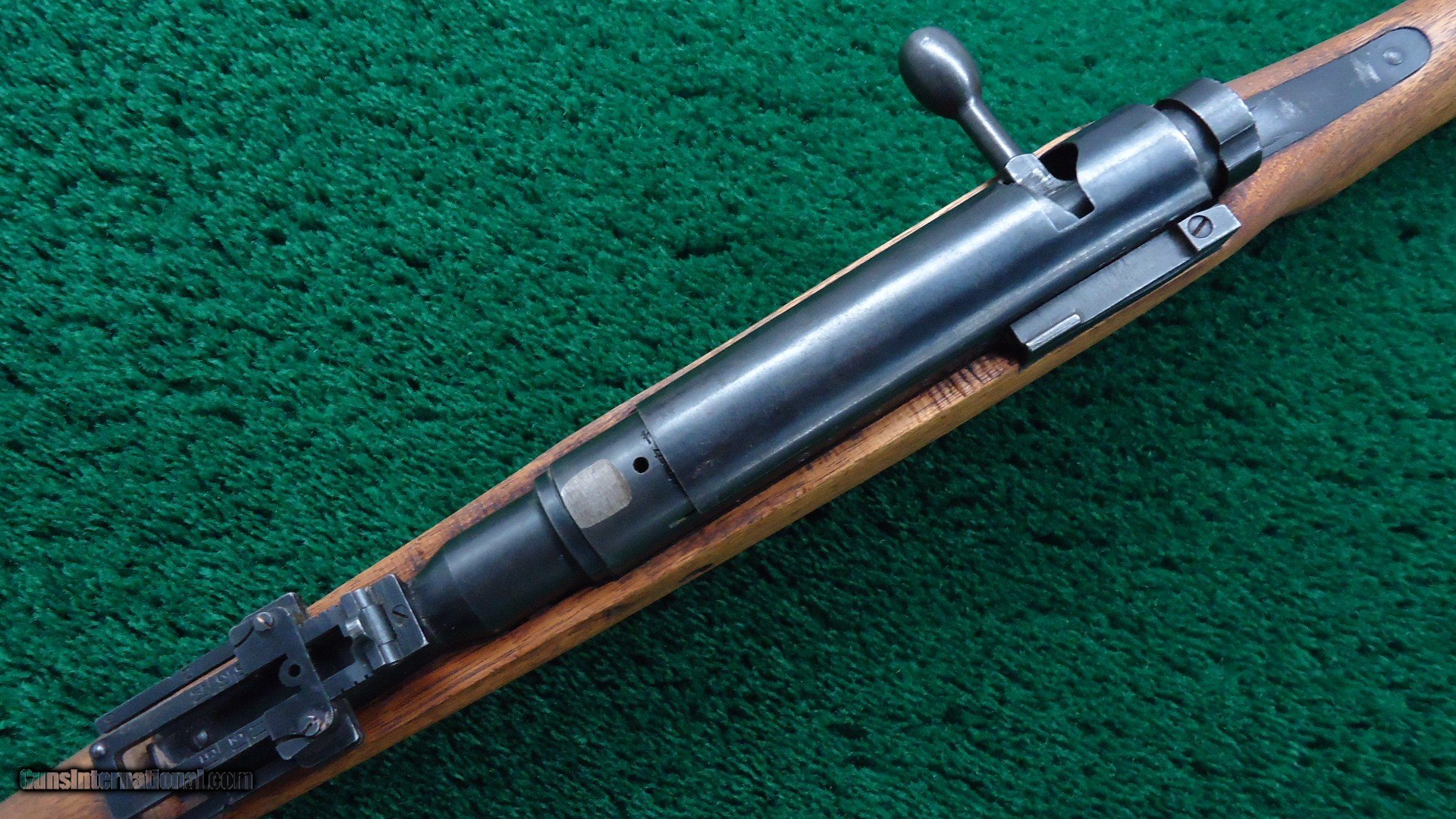 EARLY TYPE JAPANESE TYPE 99 ARISAKA RIFLE WITH BAYONET