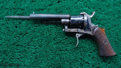 CASED BELGIUM REVOLVER UNUSUAL 4 INCH BAYONET - Image 2 of 17