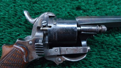 CASED BELGIUM REVOLVER UNUSUAL 4 INCH BAYONET - Image 11 of 17