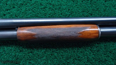 REMINGTON MODEL 10 E GRADE PUMP ACTION 12 GAUGE SHOTGUN - Image 5 of 22