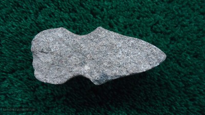 2/3 OF A STONE AX - SPLIT VERTICALLY - Image 2 of 7
