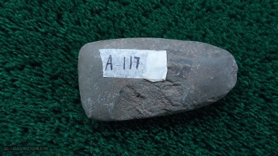 STONE HIDE SCRAPER - Image 2 of 6