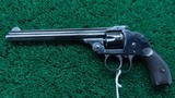 HARRINGTON & RICHARDSON SECOND MODEL HAMMERLESS SMALL FRAME REVOLVER IN 32 S&W - 2 of 11