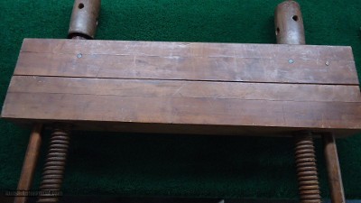 VERY UNIQUE LARGE WOODEN TURNSCREW - Image 2 of 5