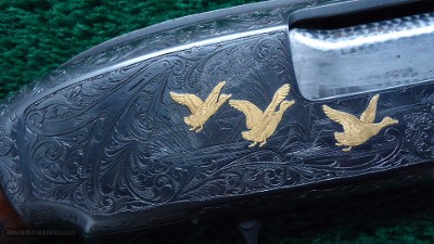 ENGRAVED WINCHESTER MODEL 12 DELUXE TRAP SHOTGUN - Image 9 of 19