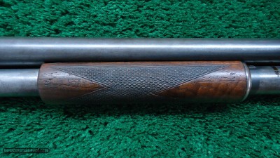 VERY FINE FACTORY ENGRAVED WINCHESTER MODEL 97 BLACK DIAMOND PIGEON GUN 12 GAUGE - Image 5 of 20