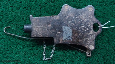 VERY INTERESTING CAST IRON TRAP GUN - Image 2 of 12