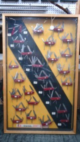 VERY INTERESTING AND UNIQUE FACTORY DISPLAY BOARD WITH 27 SWISS ARMY KNIVES - 7 of 7