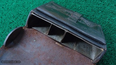 MODEL 1864 US MARKED CARTRIDGE BOX - Image 4 of 13