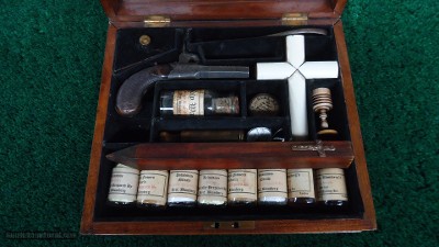 UNIQUE BLOMBERG VAMPIRE KILLING KIT