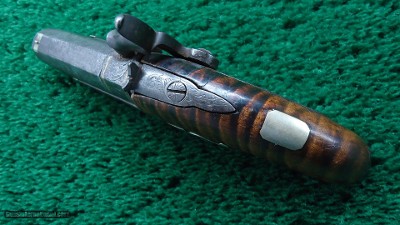 VERY ATRACTIVE PERCUSSION DERRINGER - Image 5 of 8