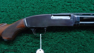 VERY RARE WINCHESTER MODEL 42 CHECKERED PISTOL GRIP VENT RIB 410 SHOTGUN