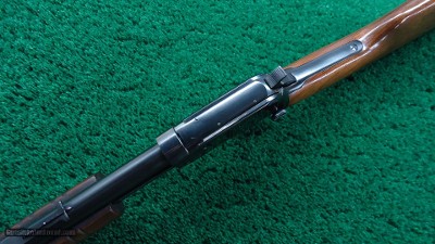 WINCHESTER 62A 22 CALIBER PUMP ACTION RIFLE - Image 4 of 18