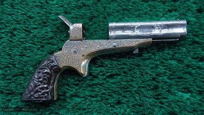 TIPPING & LAWDEN ENGRAVED PEPPERBOX IN 22 RF - Image 6 of 14