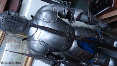 MEDIEVAL 2 HANDED BROADSWORD - Image 17 of 18