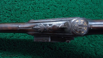 SPANISH MIQUELET GOLD INLAID AND CARVED SPORTING FLINTLOCK OF ABOUT 16 BORE - Image 9 of 21
