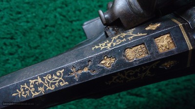 SPANISH MIQUELET GOLD INLAID AND CARVED SPORTING FLINTLOCK OF ABOUT 16 BORE - Image 10 of 21