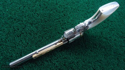 BEAUTIFUL CUSTOM ENGRAVED COLT SAA NICKEL PLATED & GOLD IN CALIBER 45 COLT - Image 4 of 16