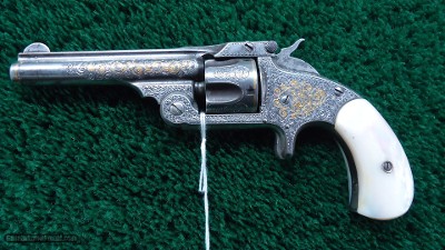 ENGRAVED AND INLAID S&W SINGLE ACTION REVOLVER IN CALIBER 32 IN A KIDDER MARKED CASE - Image 3 of 19