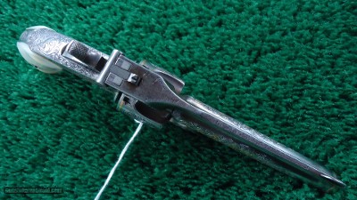ENGRAVED AND INLAID S&W SINGLE ACTION REVOLVER IN CALIBER 32 IN A KIDDER MARKED CASE - Image 4 of 19