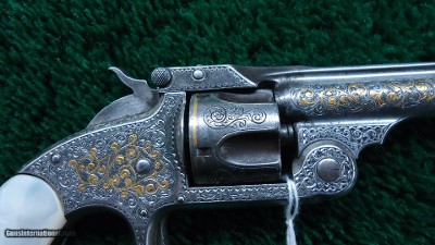 ENGRAVED AND INLAID S&W SINGLE ACTION REVOLVER IN CALIBER 32 IN A KIDDER MARKED CASE - Image 7 of 19